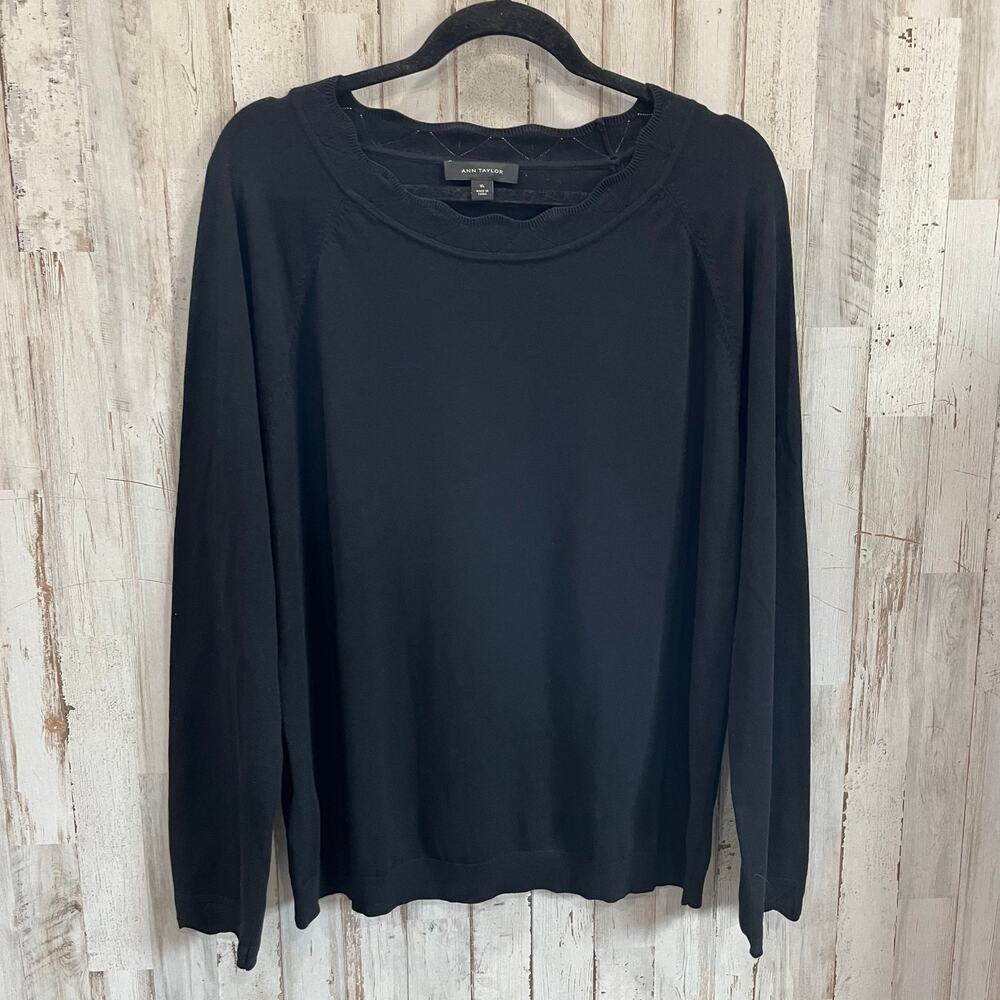 Ann Taylor Black Knit Scallop Neck Sweater Blouse Classy Womens Size XL